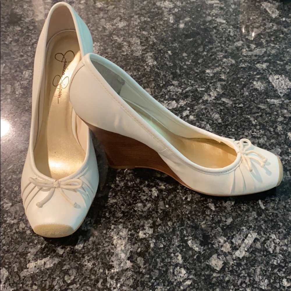 Jessica Simpson Wedges